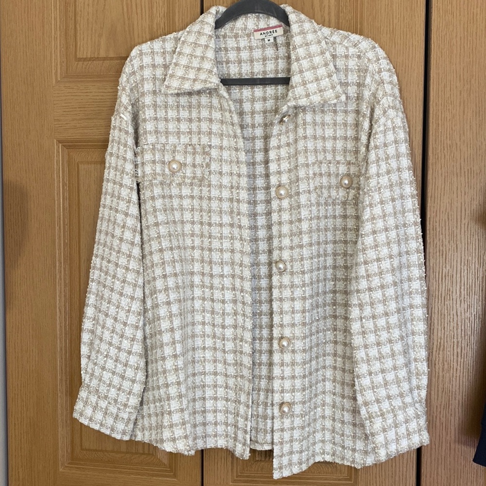 Andrée Tan tweed Shacket- new without tags. Size medium